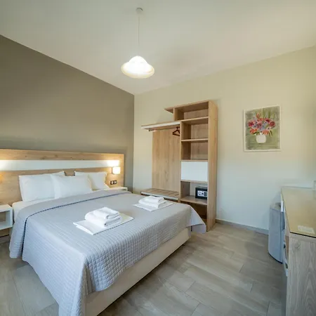 Olympion Hotel 2*